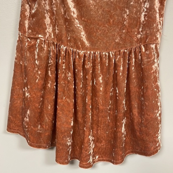 Knox Rose Women's' Small top/blouse, Dusty pink, shimmery velour, sleeveless - Picture 5 of 7
